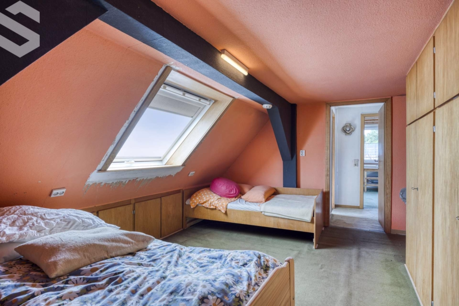 DG Schlafzimmer 1